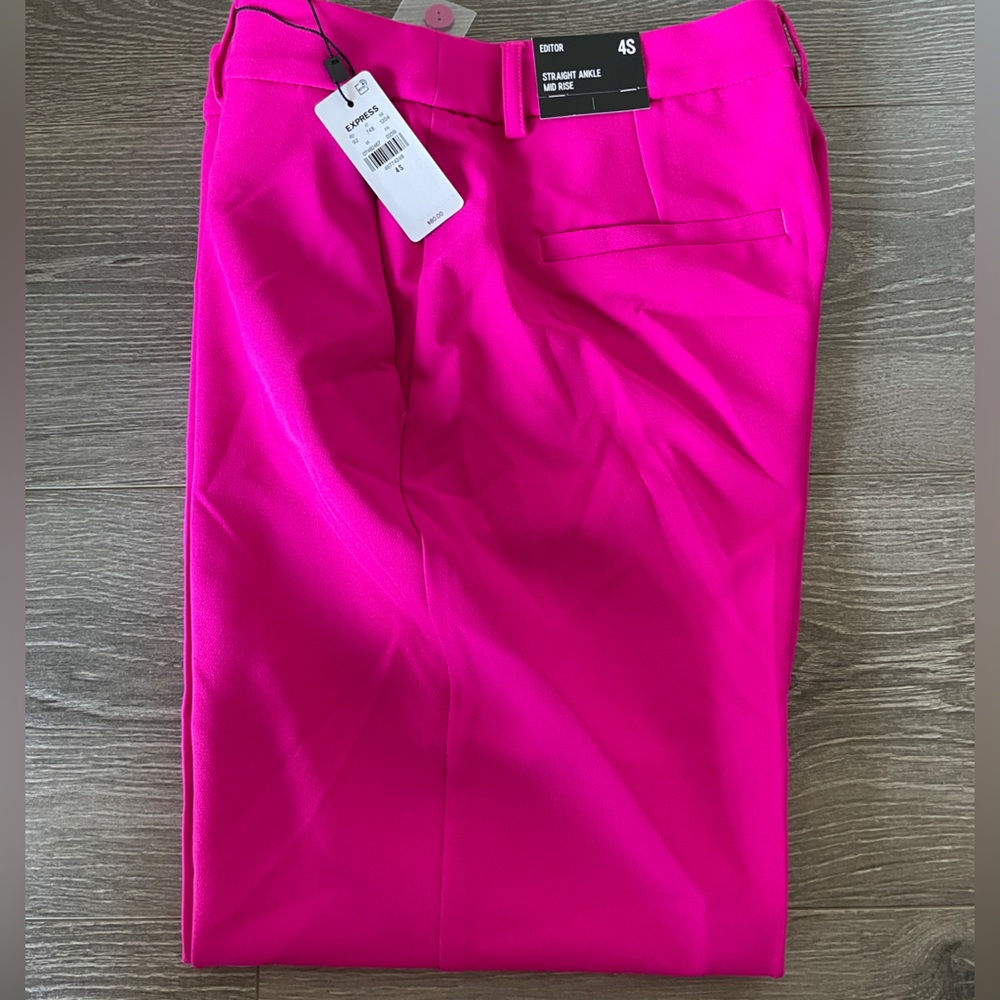 Editor Mid Rise Straight Ankle Pant
